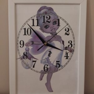 Horloge cadre fée